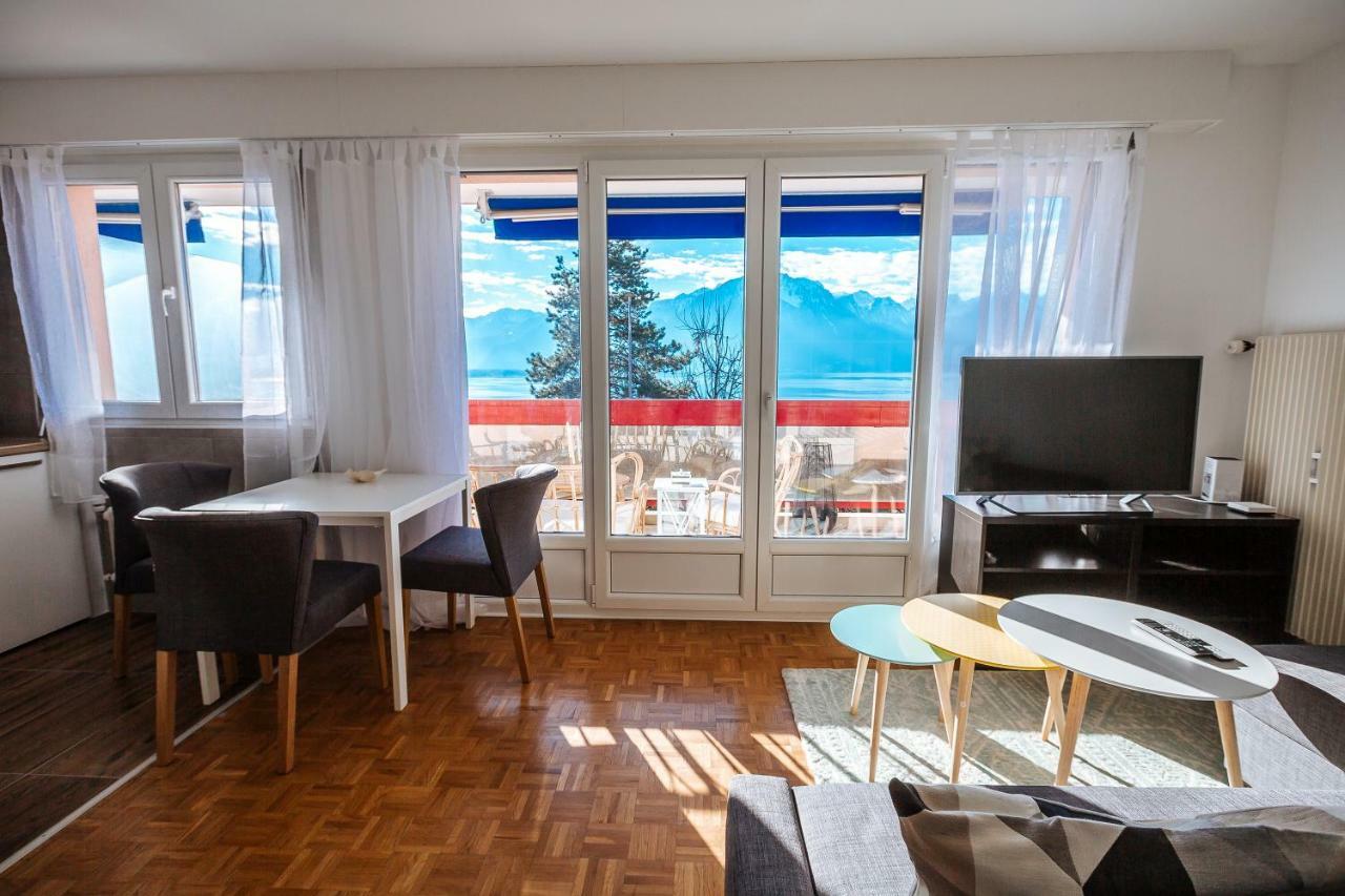 Terrace With Lake & Mountain View مونترو المظهر الخارجي الصورة